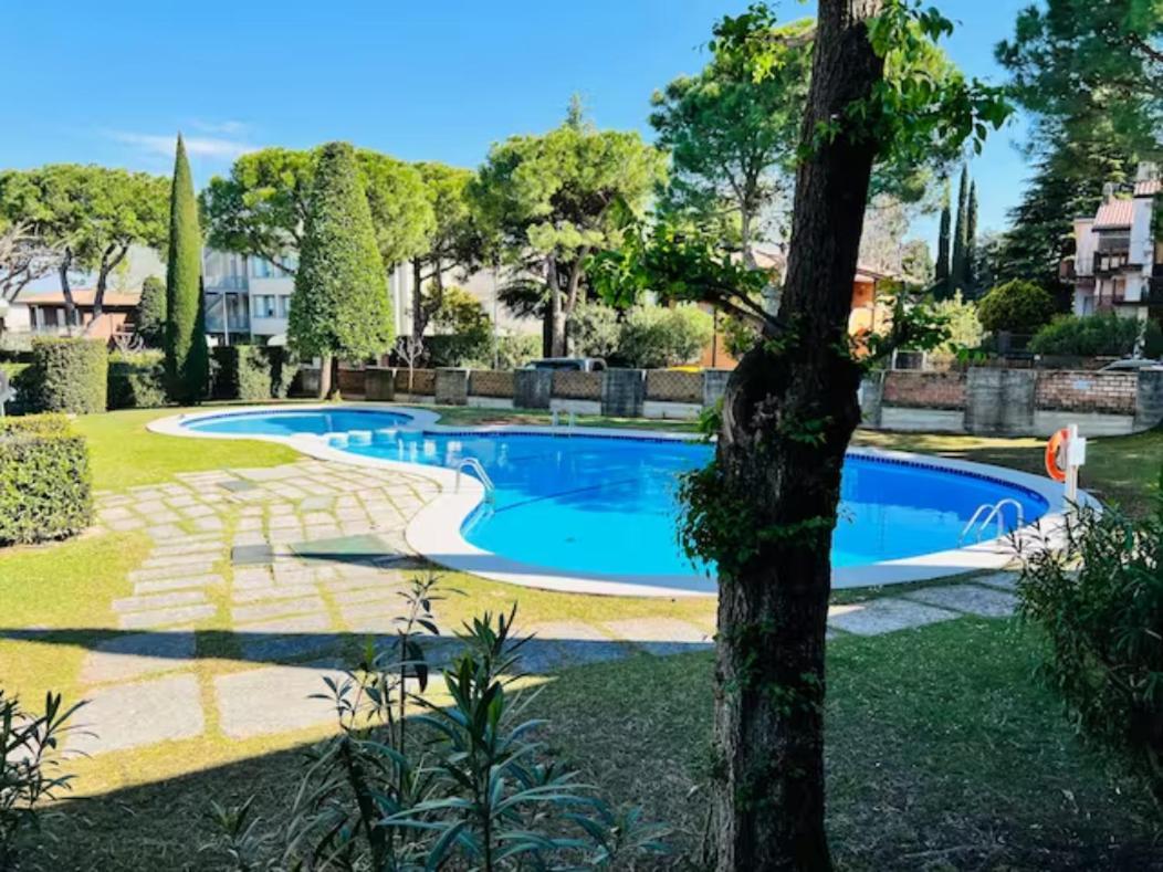 Appartement Lido Galeazzi Giant Pool à Sirmione Extérieur photo